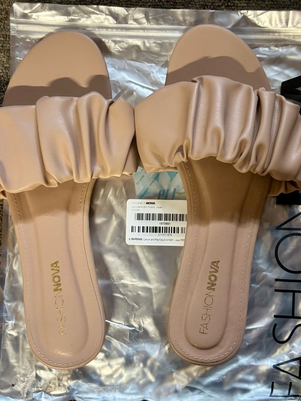 Fashion Nova Ruched Slide Sandals - Nude Blush